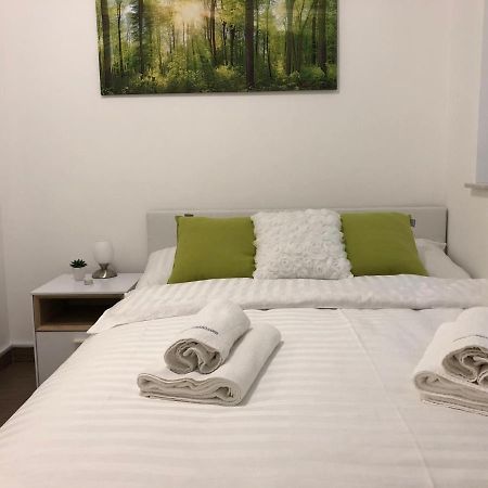 Modern Center Studio Under The Castle II Free Parking Apartamento Liubliana Exterior foto